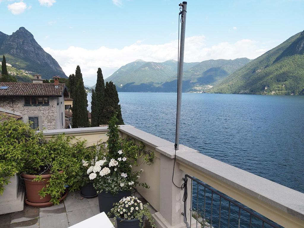 Oria Lugano Lake, Il Nido Dell'Aquila Apartment Luaran gambar